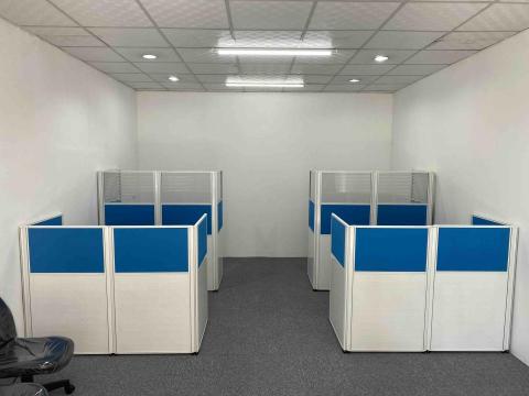 特居辦公家具 - 辦公桌屏風