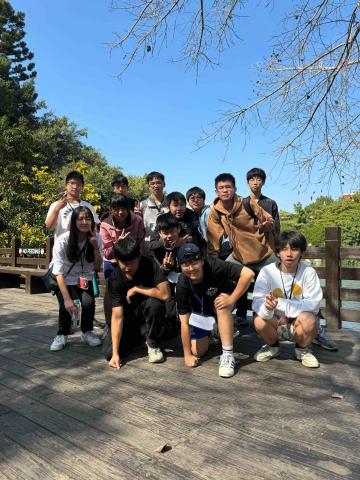 林佩宜 - 第一年當隊輔帶高中生營隊