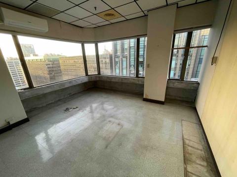 禾川拆除修繕團隊 - 商辦局部拆除案例