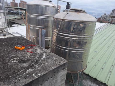 璉泓水電工程維修 - 維修水塔馬達