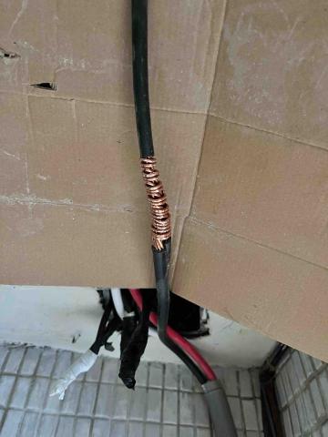 王鍚銂 - 南屯接戶點活電纏線