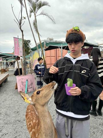 提供舞蹈班升學服務的專家蔡文晛