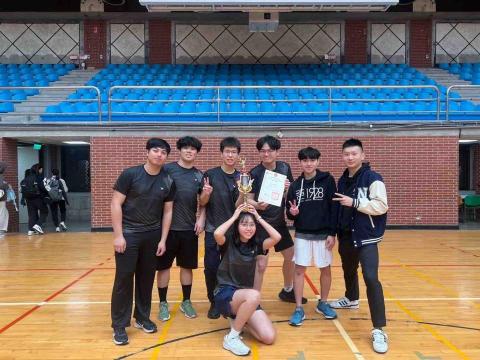 游承晏 - 系羽第二名