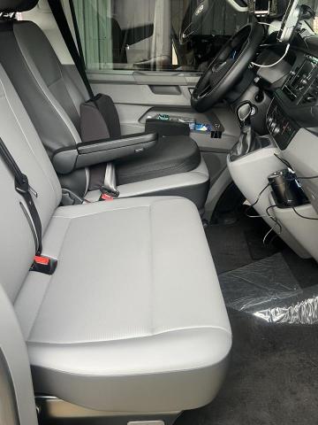 謝先生 - 第一排