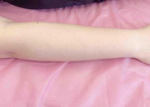 一絲不苟熱蠟美肌工作室 - 手臂