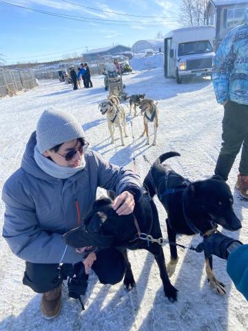 Eric - 曾經前往西雅圖遊學九個月，熟識外國文化。能以生動上課方式讓學生喜歡上英文