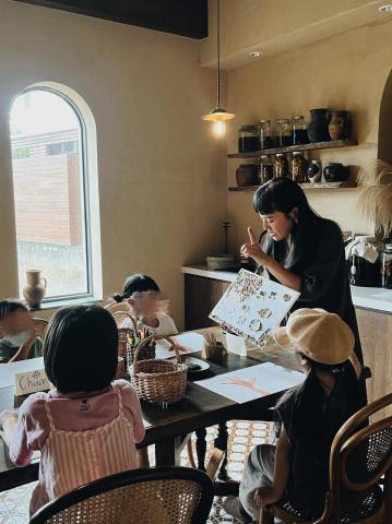 曾鈺琪Ingrid Tseng - 英語美感體驗課上課畫面