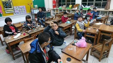 照片 - 學魔術的小孩