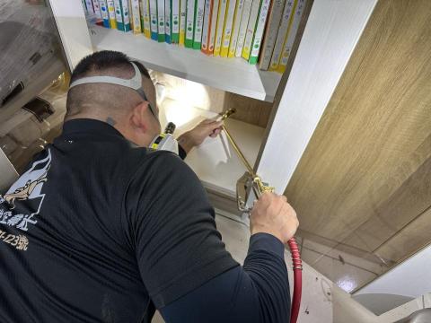 旭潔病媒防治企業社 - 白蟻防治