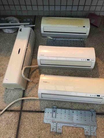 勝 - 拆卸室內機