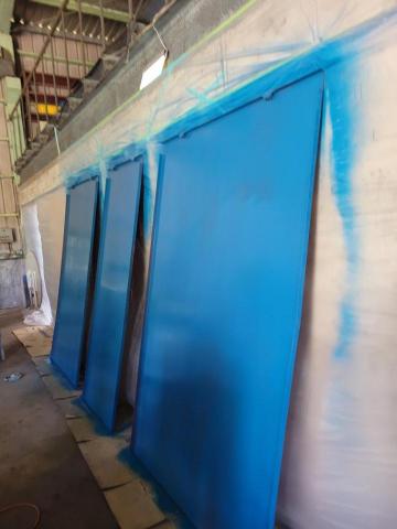 龍潭油漆 - 鐵門噴彩鋼漆