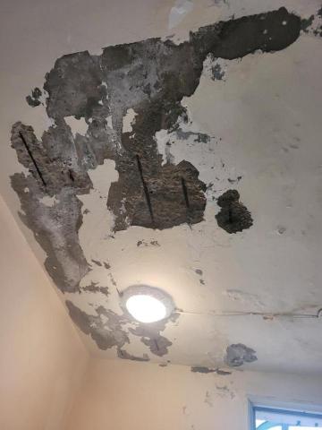 龍潭油漆 - 天花板鋼筋生鏽