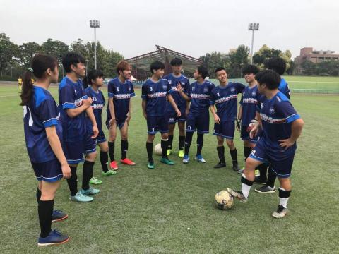 秦琬淳 - 賽前暖身的畫面