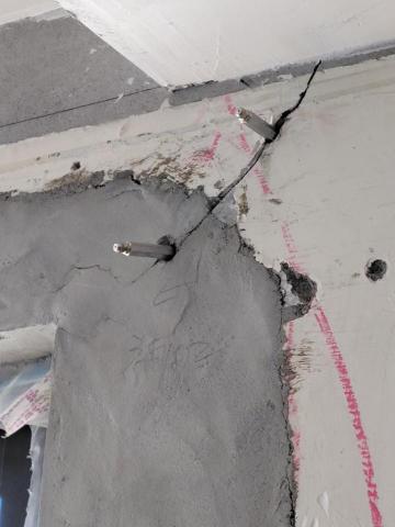 張鷹架 - 窗框結構補強