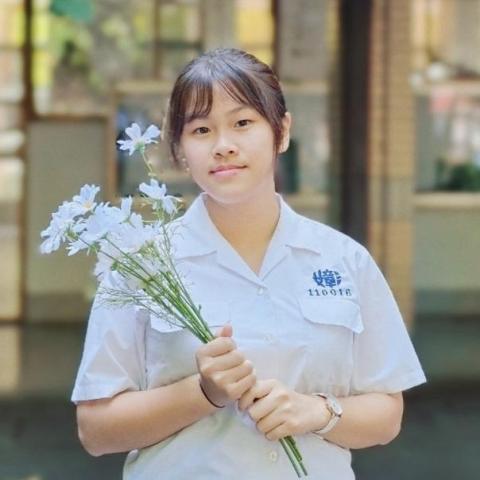 提供彰化英文補習服務的專家許芸菁