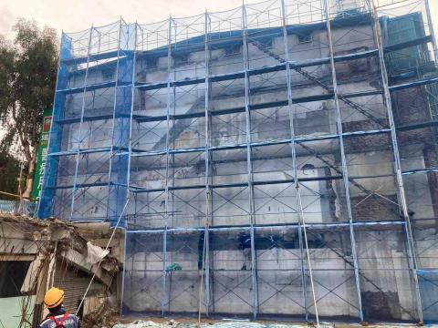 林先生 - 外牆補修