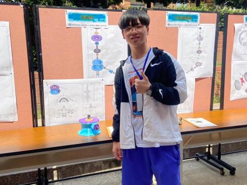 張宇騰 -  張宇騰 -