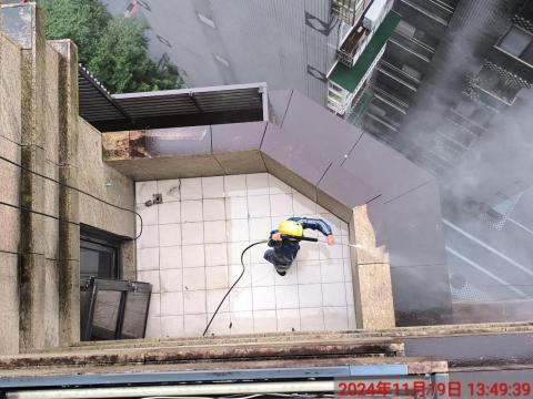 亮欣防水工程 - 高壓清洗
