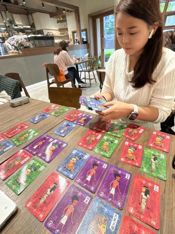 Bella菳字塔聊癒｜八字命理 - 菳字塔聊癒-透過牌卡視覺元素、覺察自我內心個性