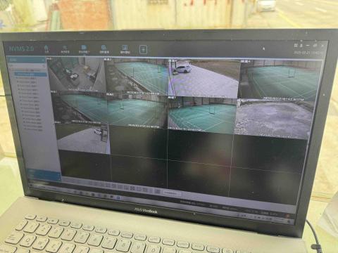 迅電資訊工坊 - 苑裡羽球場-DVR監控設備
（完工「整合系統，電腦監控」）