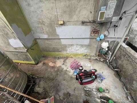 崴哥水電工程 - 新莊 頂樓加蓋 裝修場 配製流理台冷熱水管與排水管 施工前