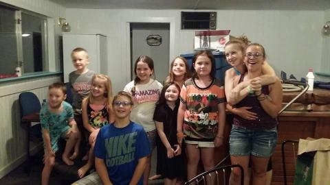 Faye Lance - 與外國家庭交流