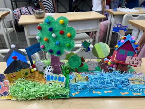 Sophia - 輔導學生暑假作業-立體勞作