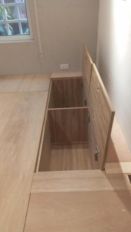 春石木工裝潢工程 - 地板下的置物櫃