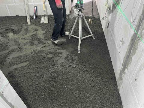 繕逸工程行 - 地坪全室打底抓水平