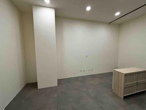 正林油漆 - 白漆粉刷