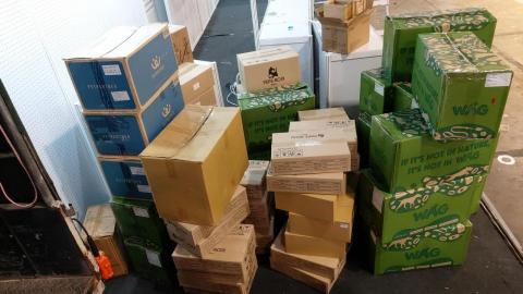 許志嘉 - 展場收送