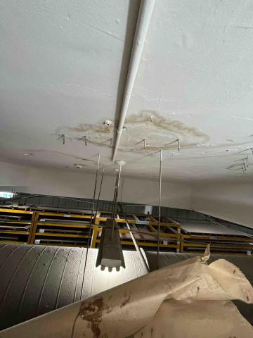 福赫防水工程行 - 天花板漏水 打針用高壓灌注 方式止漏。