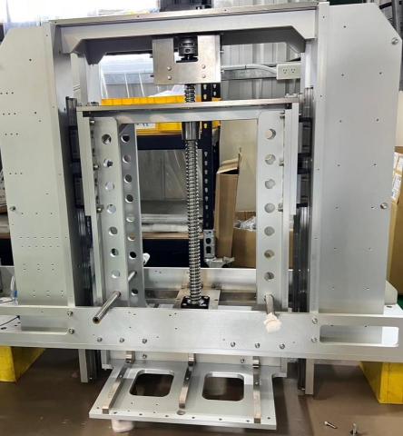 Wun Wun - 藉由馬達螺桿傳動機構