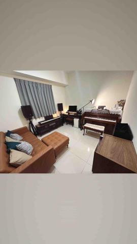 Lynne - 工作室照