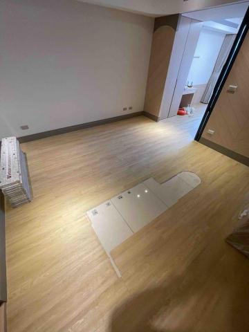 黃聖霖 - 局部物件拆除，準備覆蓋新的地面，凹洞處皆會處理平整