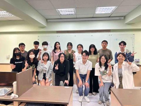 羅冠鈞 - 112-2臺師大數位學伴 瑞峰國小服務隊