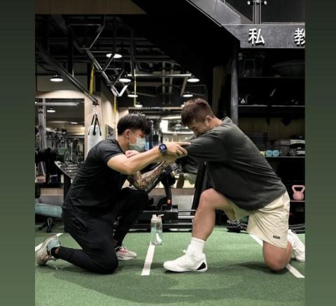 Aaron - 中風客戶-私人教練課 Aaron - 中風客戶-私人教練課