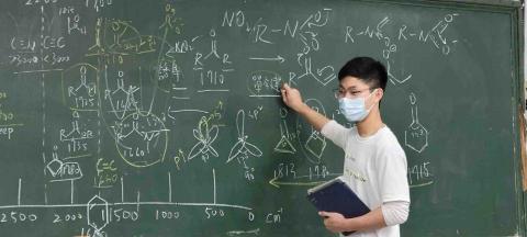 提供92服務的專家黃冠豫