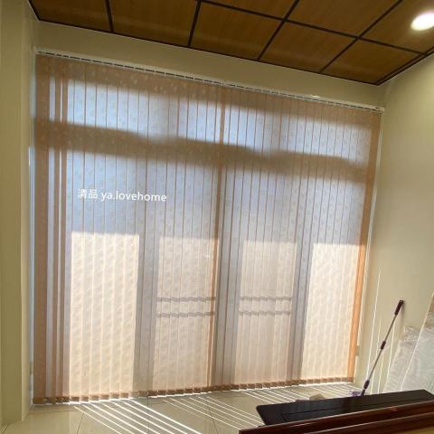 清品  (窗簾|鋼鋁門窗|客製化門窗|居家宅修) - 接案分享: 直立簾|直立式百葉窗
施工作品:台南永康區中華路住戶
 清品  (窗簾|鋼鋁門窗|客製化門窗|居家宅修) - 接案分享: 直立簾|直立式百葉窗
施工作品:台南永康區中華路住戶