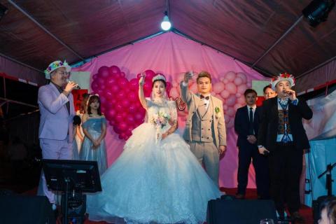 婚禮活動尾牙各式活動主持人毛麗人 - 新人敬酒