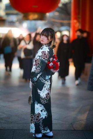 李銘 - 日本和服國外攝影
