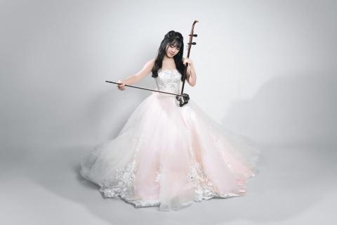 黃暄涵二胡鋼琴教學 - 舉辦胡琴獨奏會