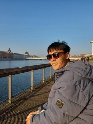 黃先生 - 法國里昂