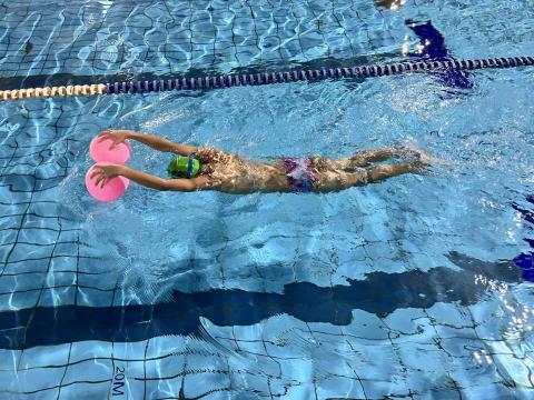 Andy 職業選手/專業游泳/成人泳訓/客制化課表 - 蝶式分解動作
