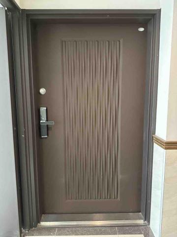 築峰門片安裝 - 大門/竹水波 壓花鋼板烤漆 築峰門片安裝 - 大門/竹水波 壓花鋼板烤漆