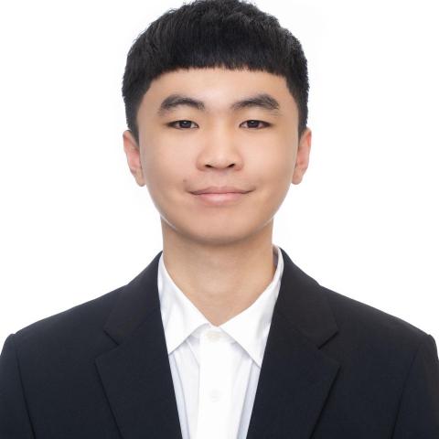 提供紋眉男服務的專家陳槐廷