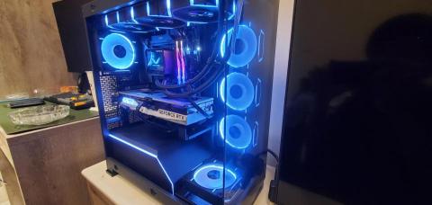 StarNet Tech. 星網科技 - 超客製化ARGB主機 StarNet Tech. 星網科技 - 超客製化ARGB主機