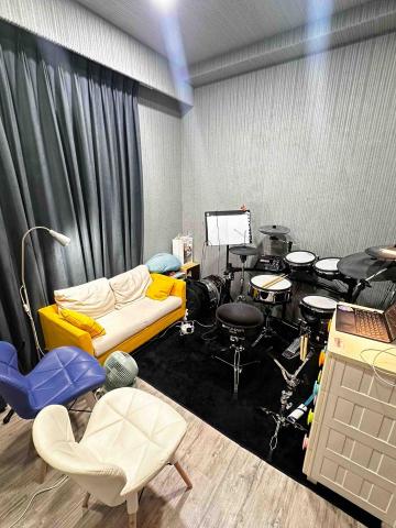 吳明恩 - 教室全景