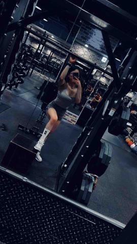 Una 私人健身教練 -  Una 私人健身教練 -