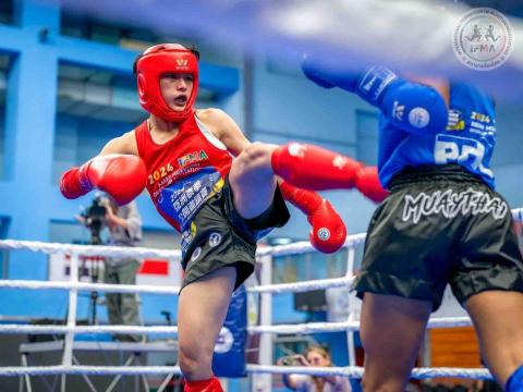 佳燁教練_現役泰拳、踢拳國手 - 